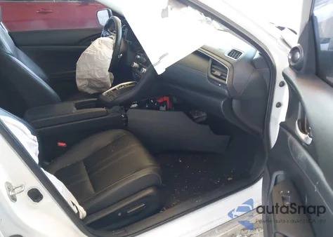 2019 Honda Insight Touring z USA, uszkodzony, nr VIN 19XZE4F99KE034244